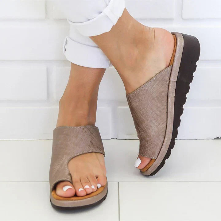 Dagmar | Bequeme und elegante orthopädische Sandalen