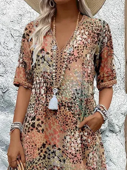Dora | Lebhaftes Blumenkleid